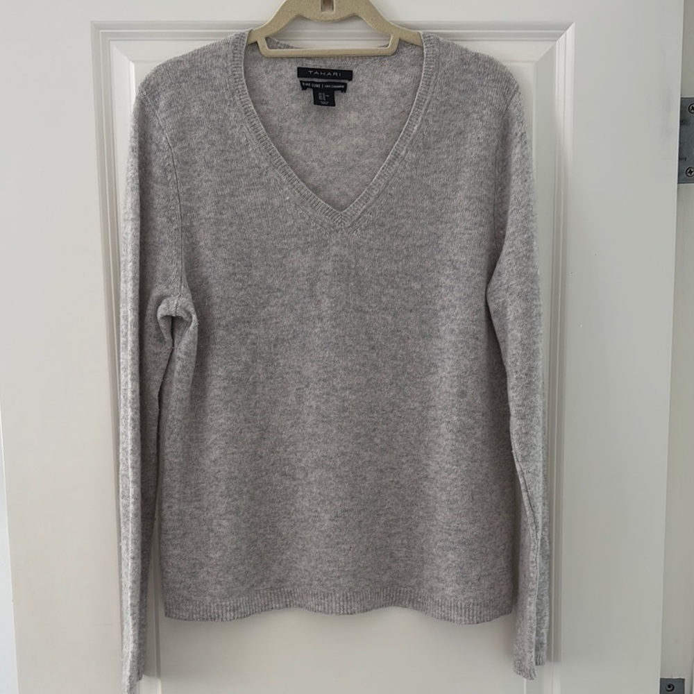 Tahari Gray V-Neck Sweater
